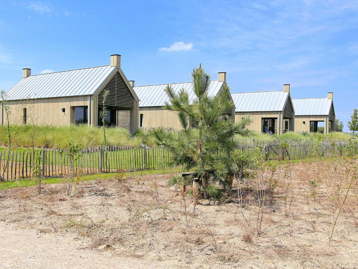Modern In National Park * Tholen